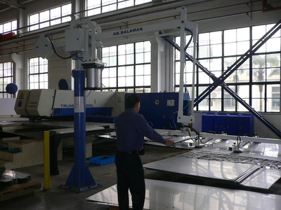 300KG板材上料機(jī)械手